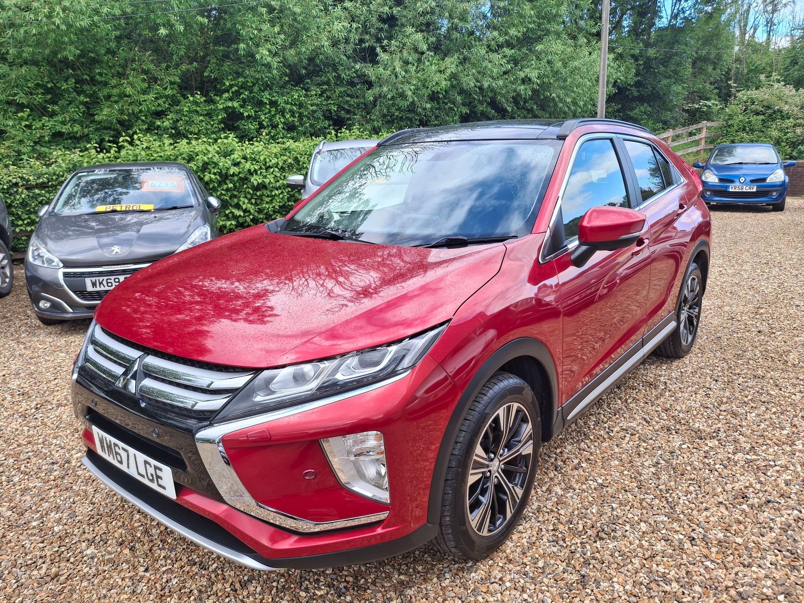 A 2017 MITSUBISHI ECLIPSE CROSS 1.5T 4 SUV 5dr Petrol Manual Euro 6 (s/s) (163 ps) A 2017 MITSUBISHI ECLIPSE CROSS 1.5T 4 SUV 5dr Petrol Manual Euro 6 (s/s) (163 ps)