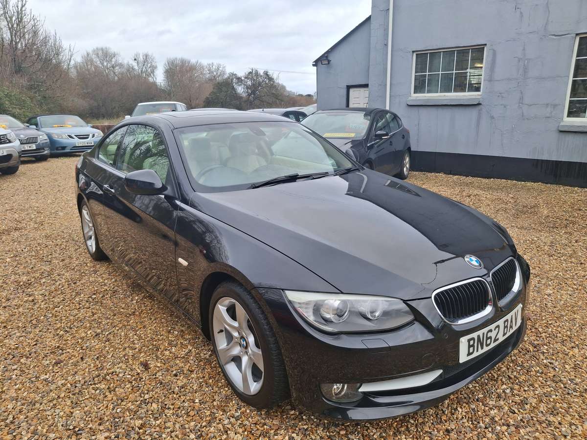Check out this BMW 3 Series 2012 Petrol Manual
