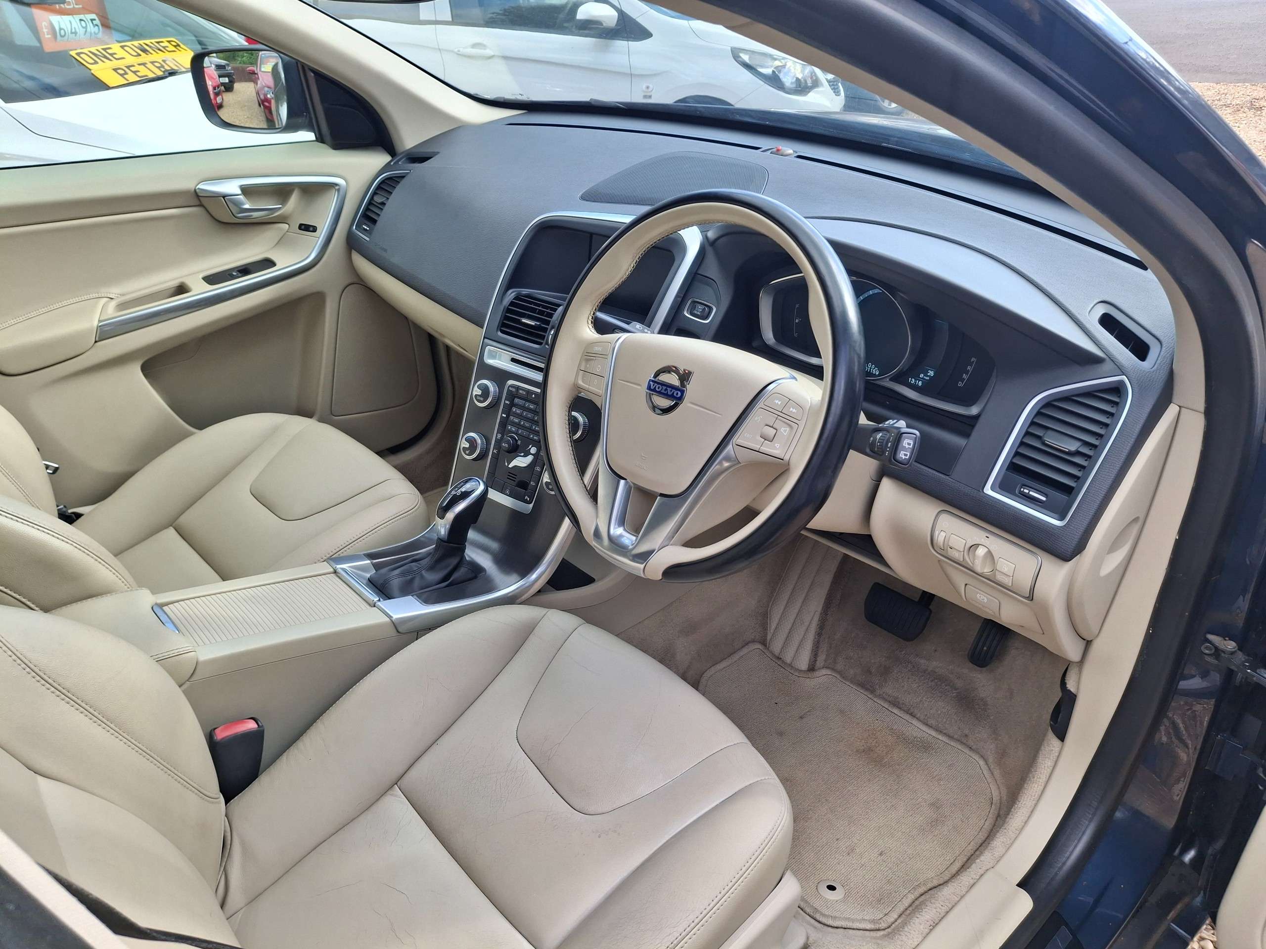 2014 VOLVO XC60 2014 VOLVO XC60