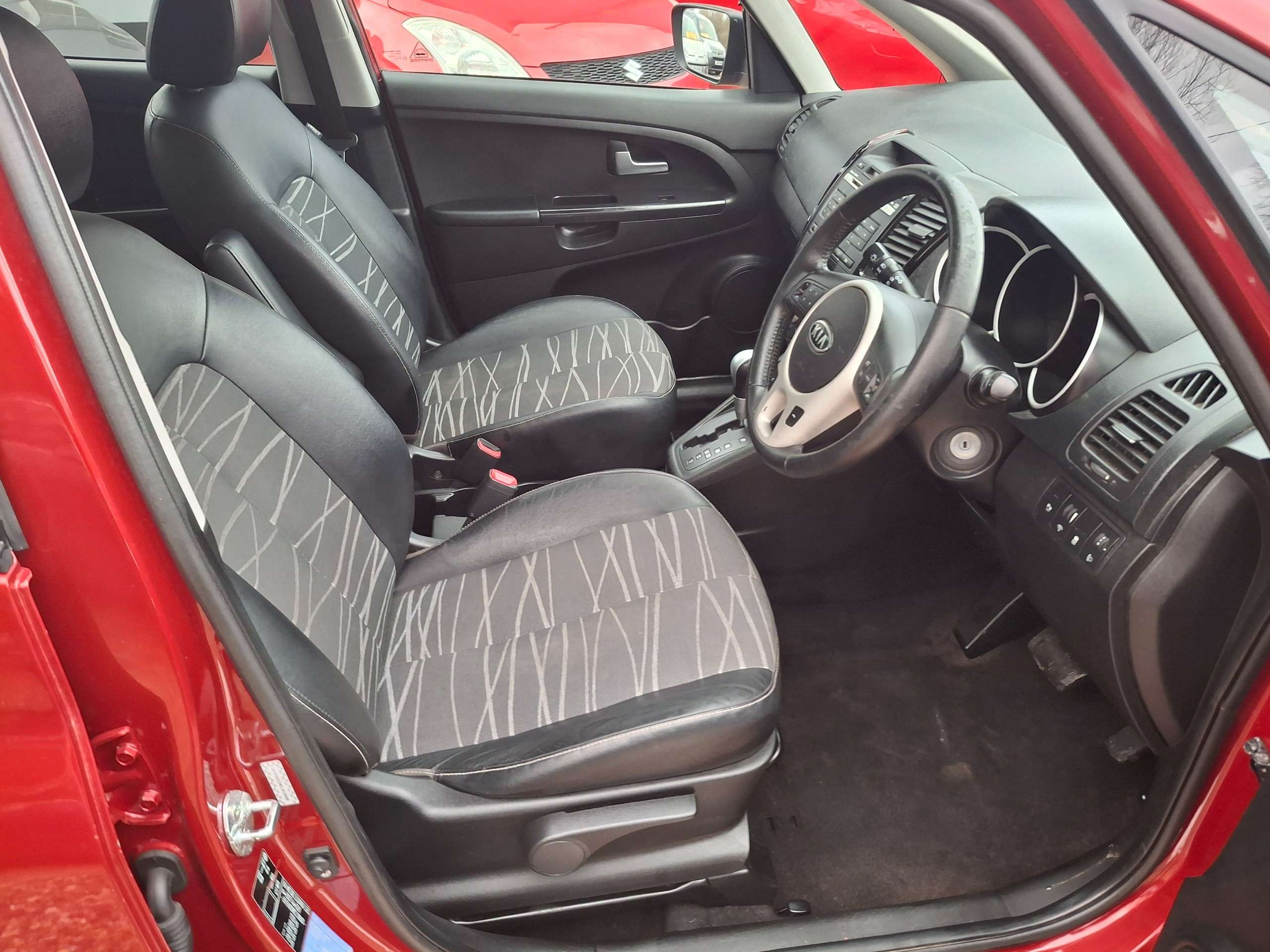 2012 KIA VENGA 2012 KIA VENGA