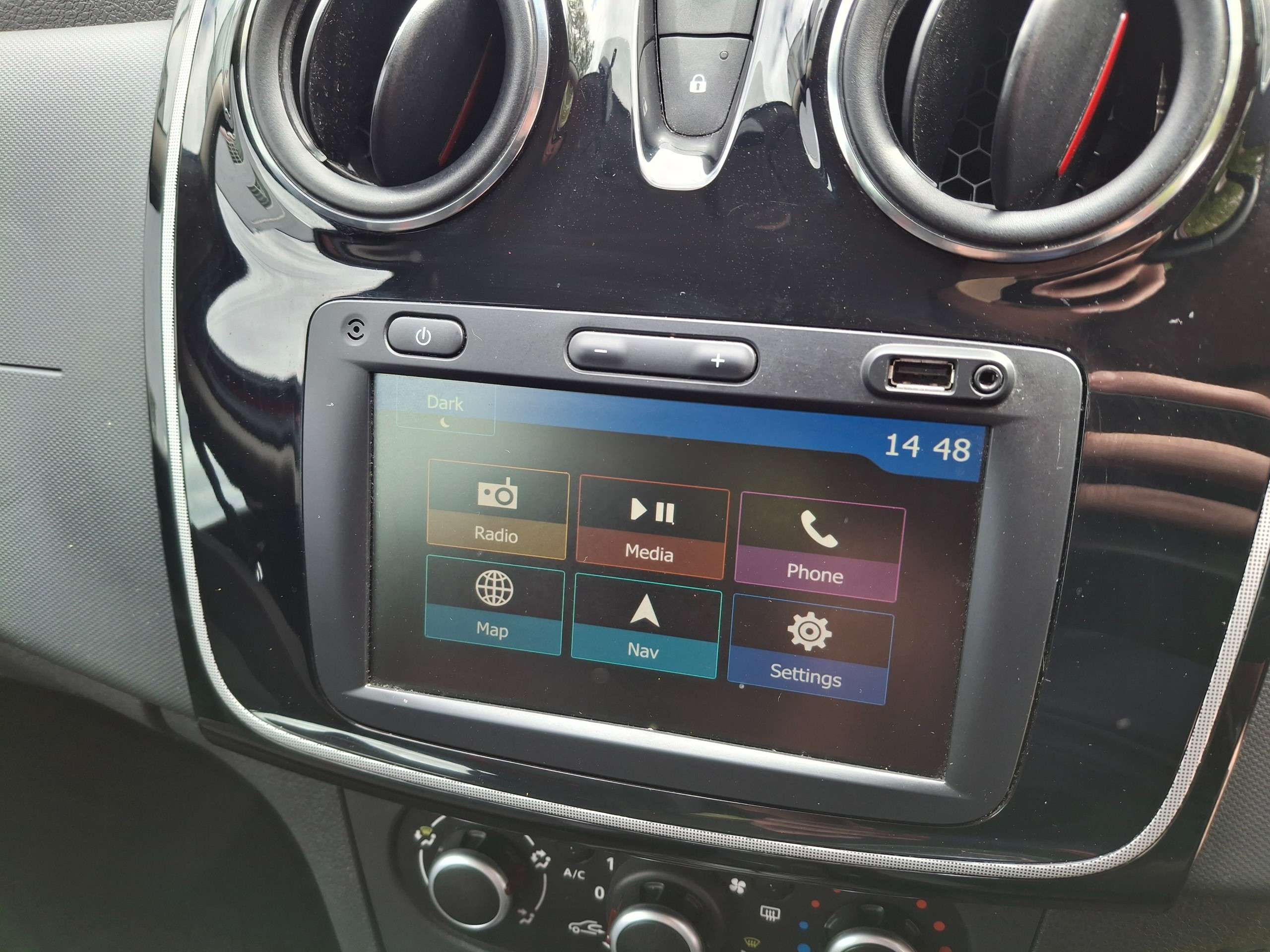 2019 DACIA LOGAN 2019 DACIA LOGAN