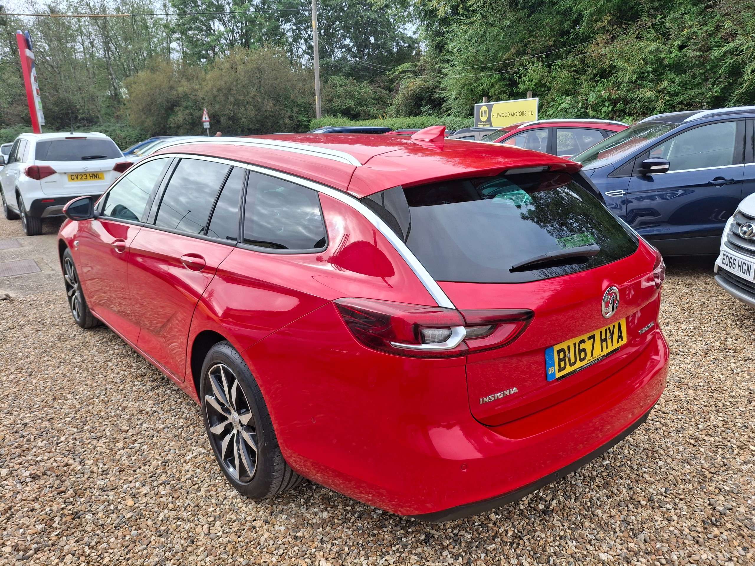 A 2017 VAUXHALL INSIGNIA 2.0 Turbo D BlueInjection SRi Nav Sports Tourer 5dr Diesel Manual Euro 6 (s/s) (170 ps) A 2017 VAUXHALL INSIGNIA 2.0 Turbo D BlueInjection SRi Nav Sports Tourer 5dr Diesel Manual Euro 6 (s/s) (170 ps)