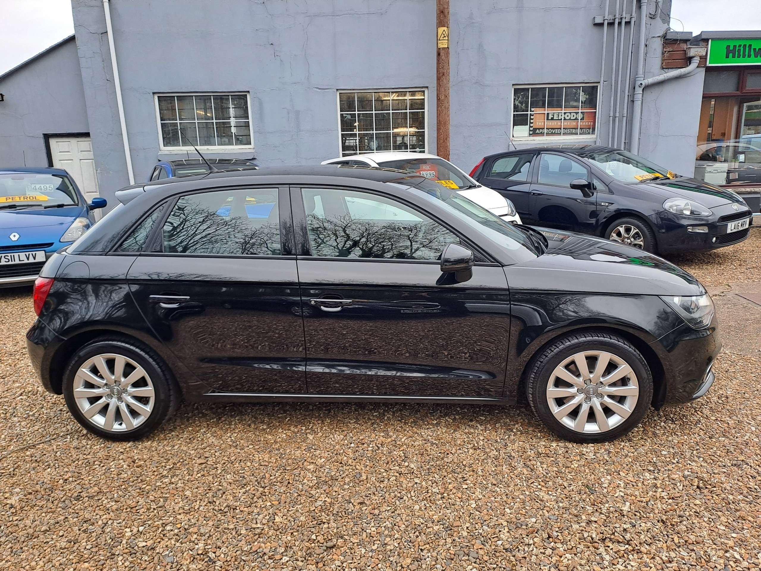 2014 AUDI A1 2014 AUDI A1