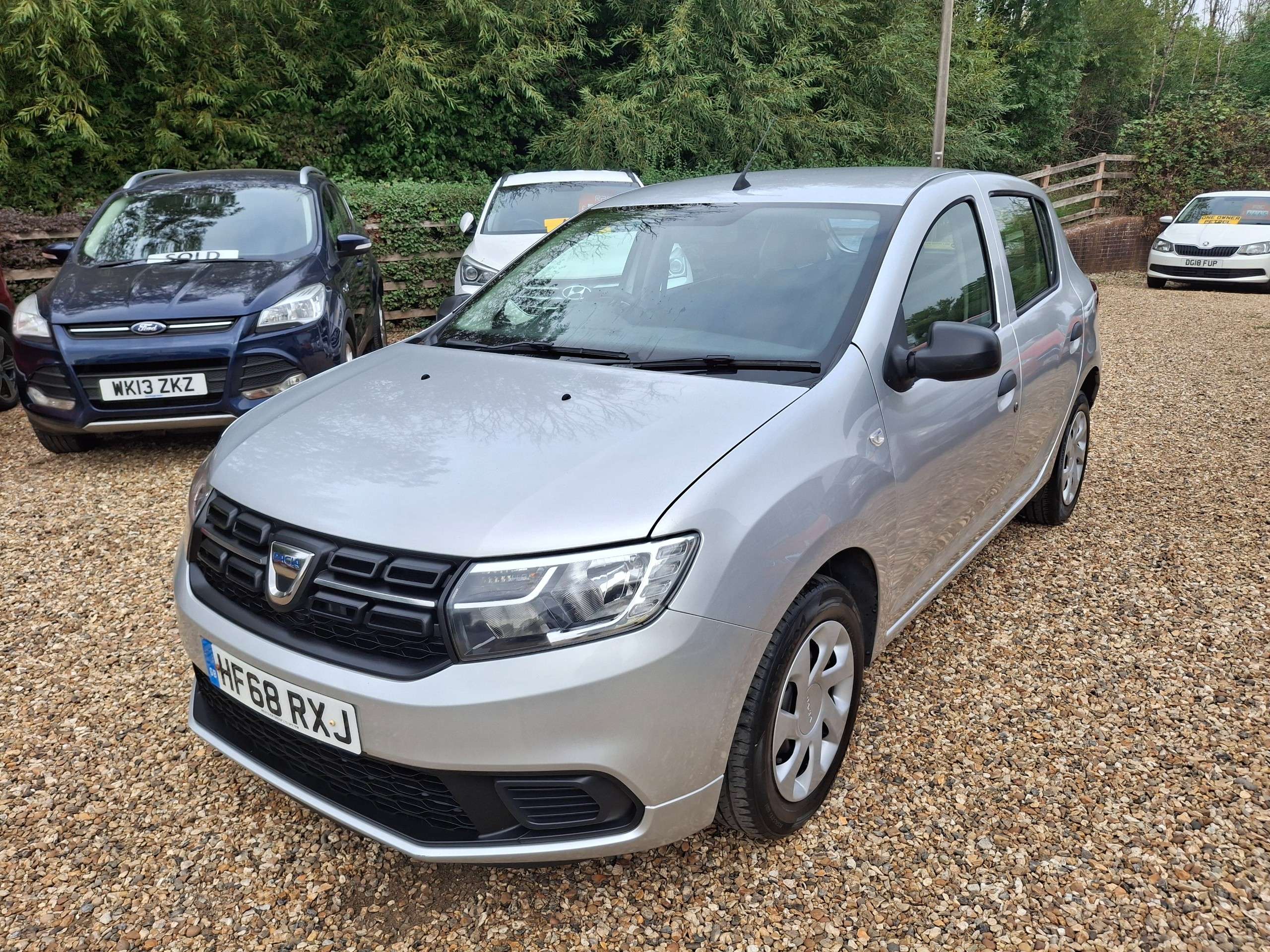 A 2018 DACIA SANDERO 1.0 SCe Ambiance Hatchback 5dr Petrol Manual Euro 6 (75 ps) A 2018 DACIA SANDERO 1.0 SCe Ambiance Hatchback 5dr Petrol Manual Euro 6 (75 ps)