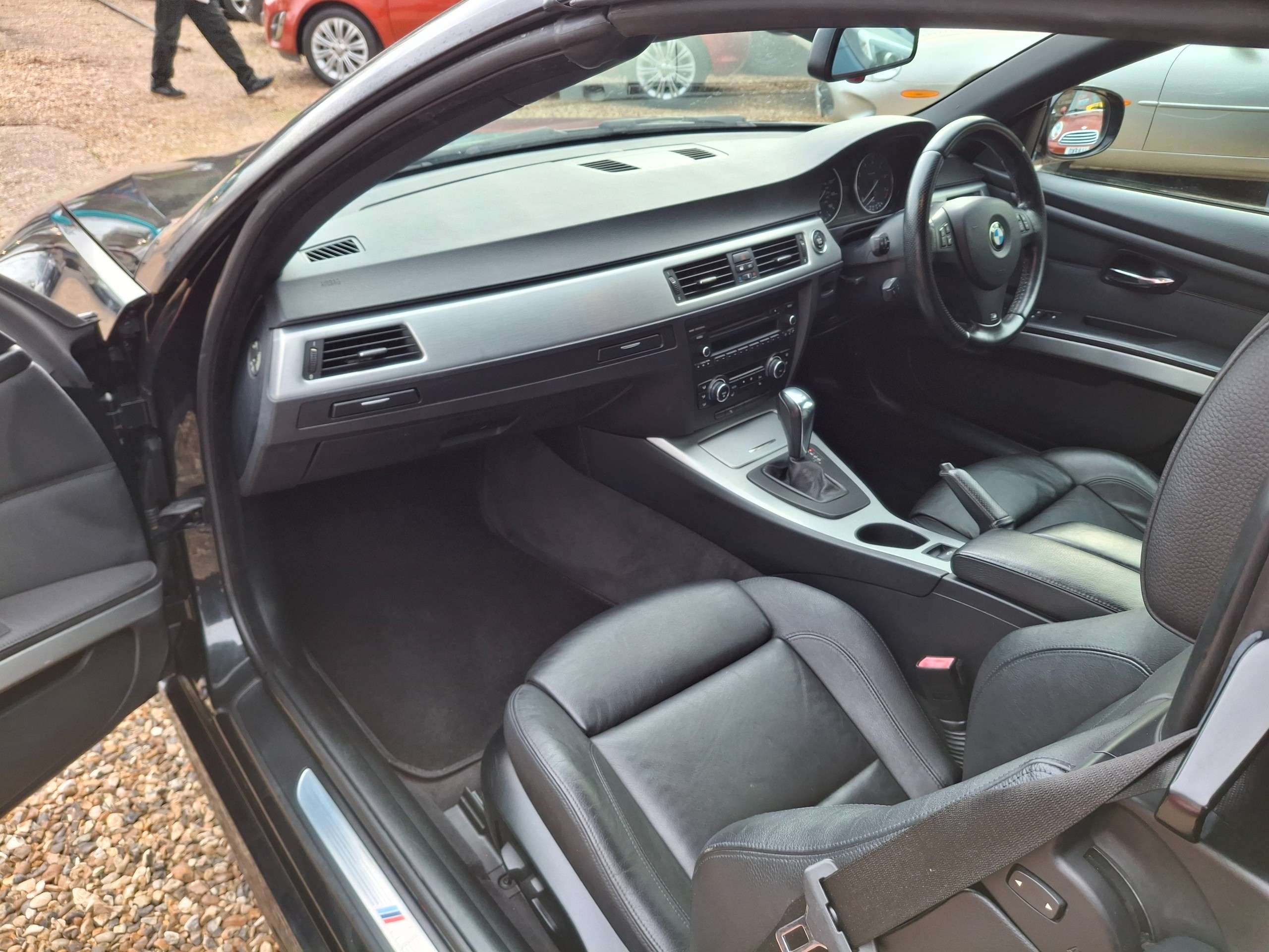 2011 BMW 3 SERIES 2011 BMW 3 SERIES