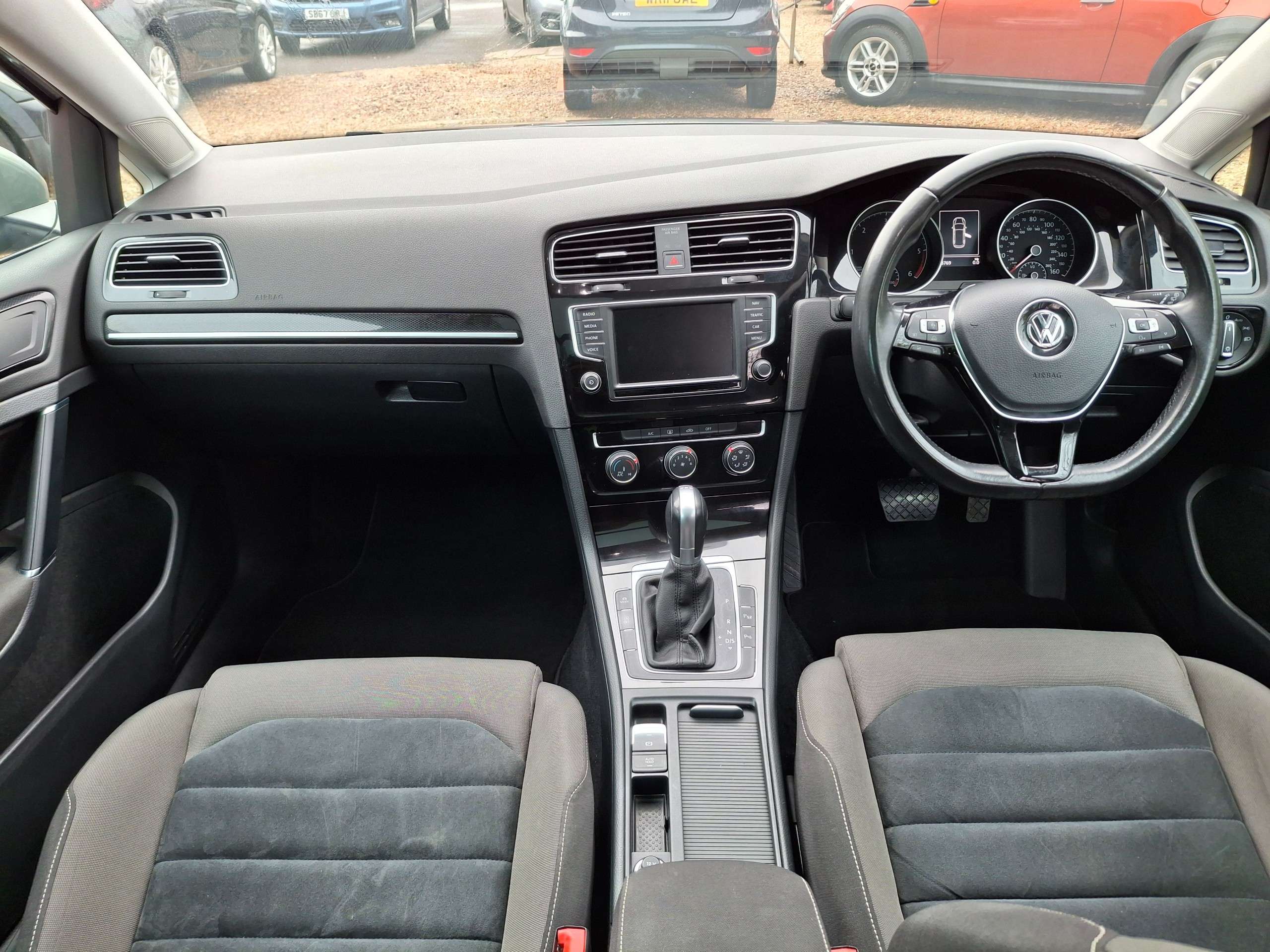 2017 VOLKSWAGEN GOLF 2017 VOLKSWAGEN GOLF