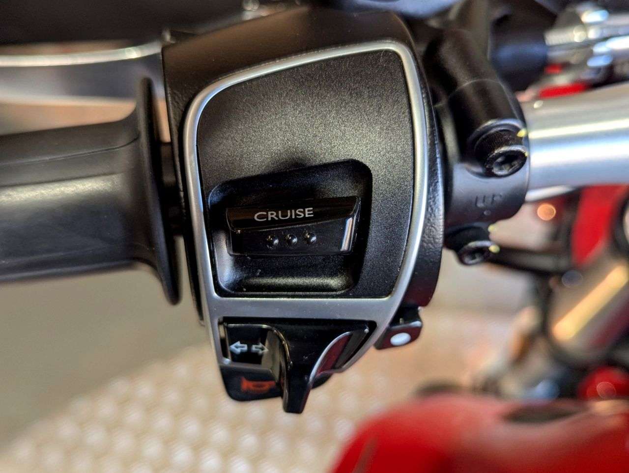 2023 MOTO GUZZI V85 TT 2023 MOTO GUZZI V85 TT