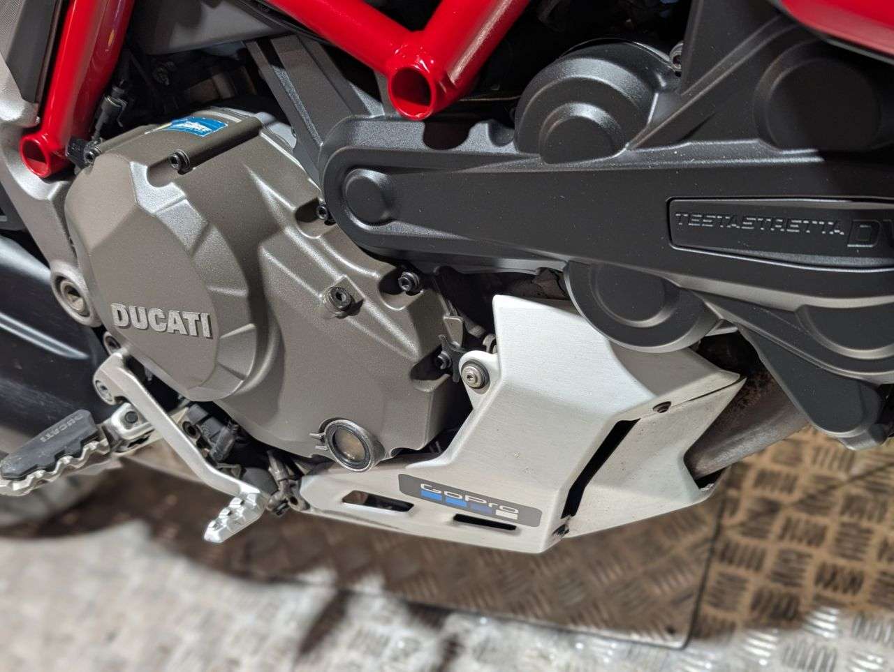 2015 DUCATI MULTISTRADA 1200 S 2015 DUCATI MULTISTRADA 1200 S