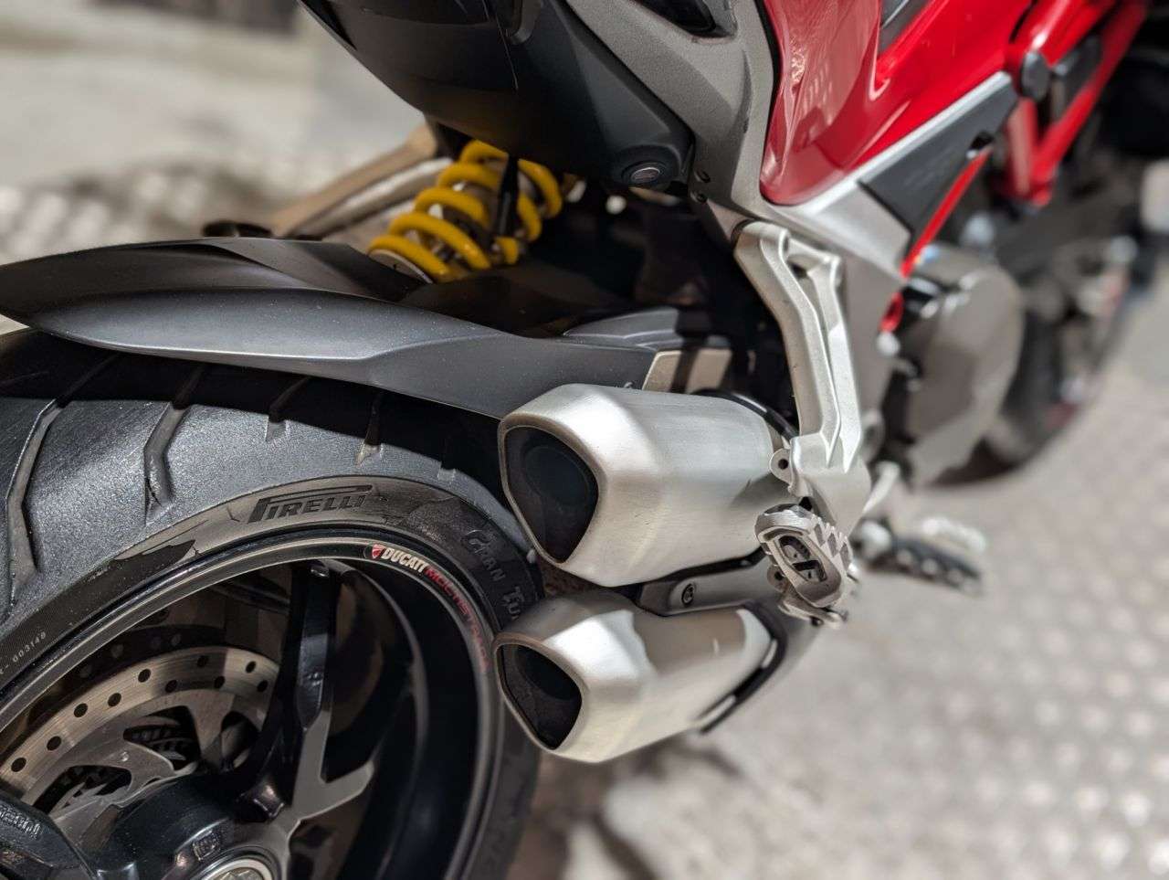 2015 DUCATI MULTISTRADA 1200 S 2015 DUCATI MULTISTRADA 1200 S