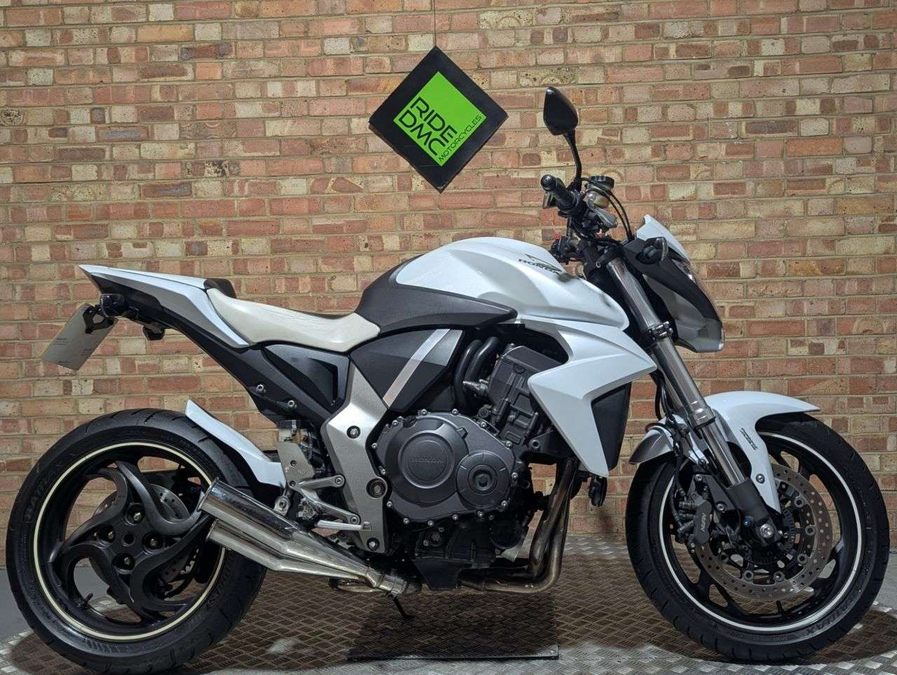 2009 HONDA CB1000 2009 HONDA CB1000