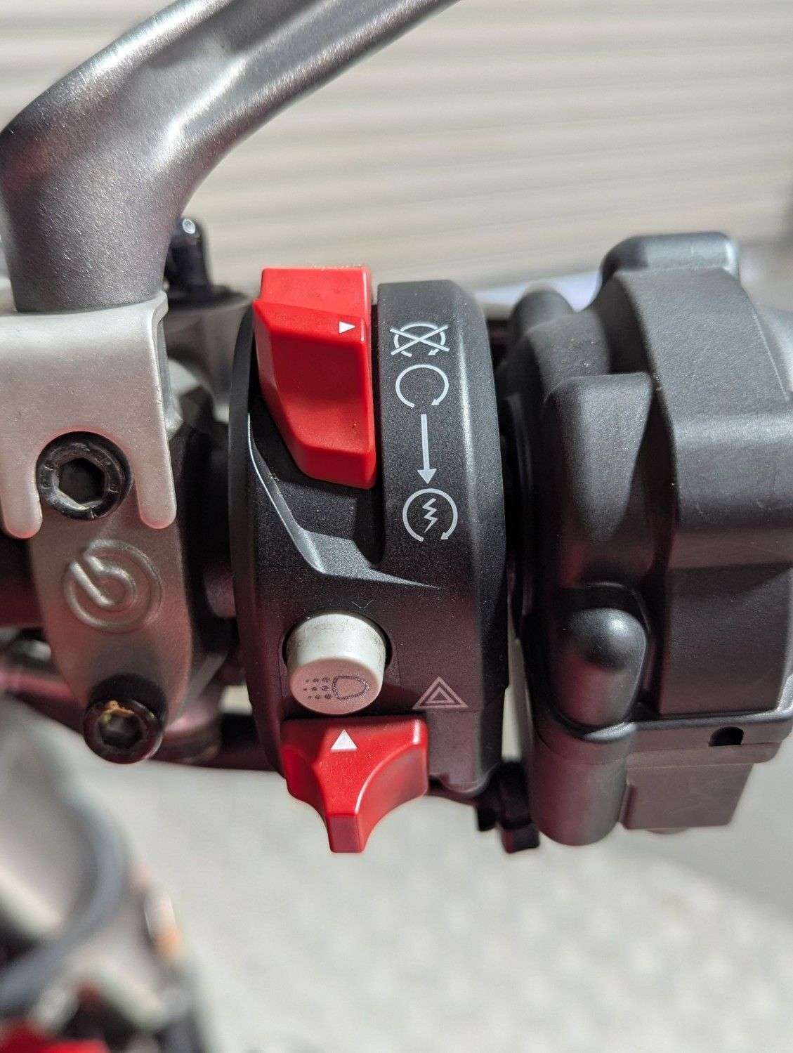 2023 DUCATI MONSTER 937 2023 DUCATI MONSTER 937