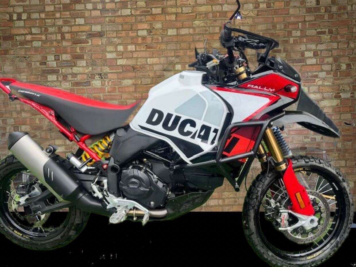 2024 DUCATI DESERTX 2024 DUCATI DESERTX