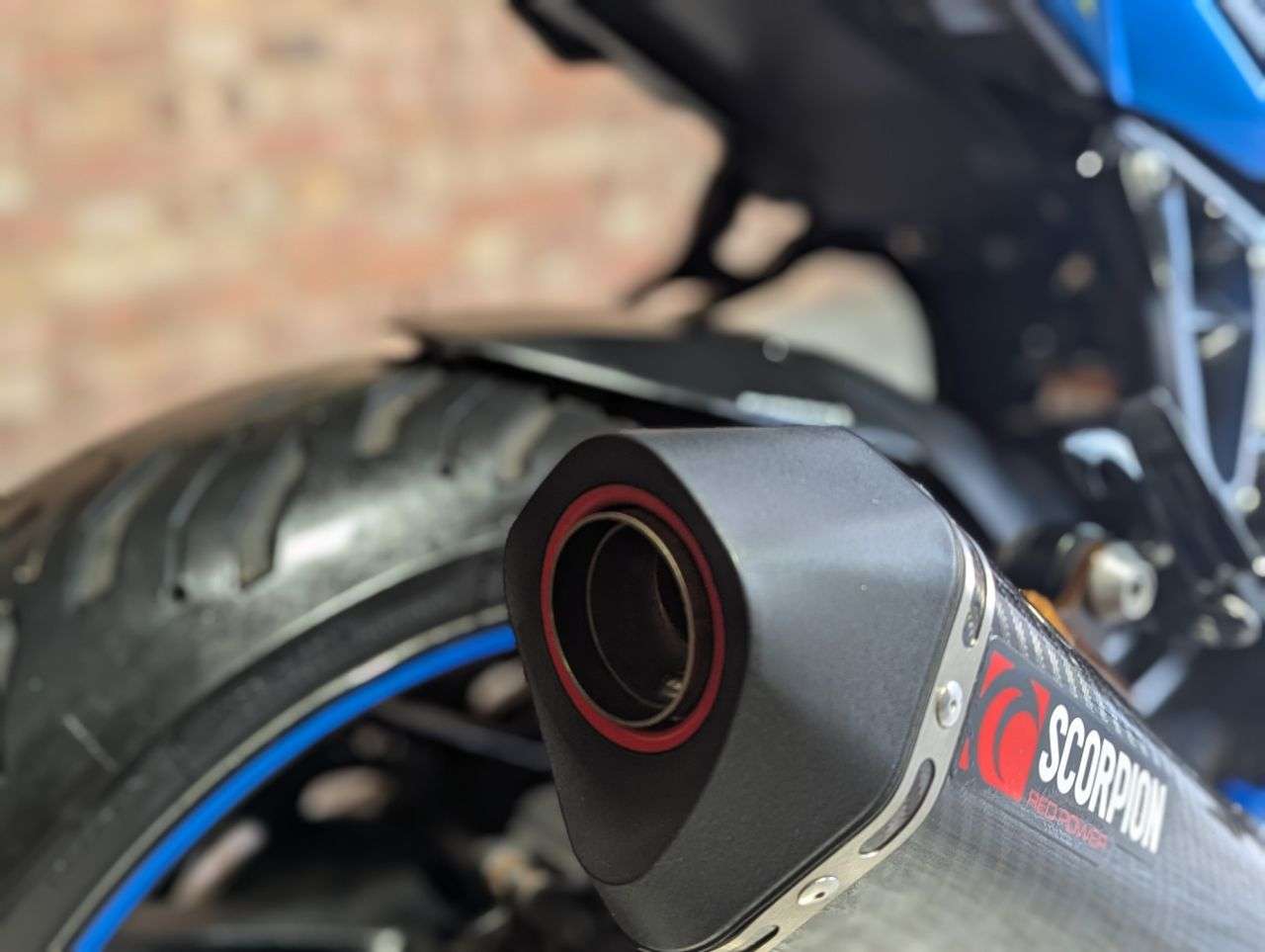 2019 SUZUKI GSX-S750 2019 SUZUKI GSX-S750