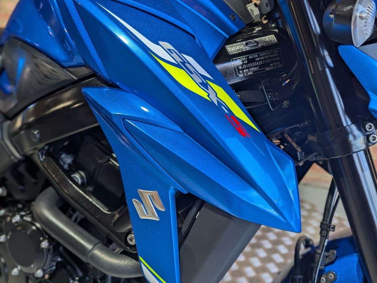 2019 SUZUKI GSX-S750 2019 SUZUKI GSX-S750