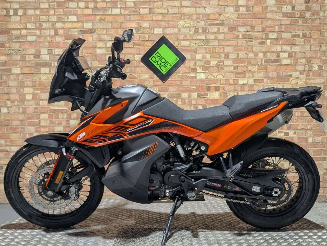 2021 KTM 890 ADVENTURE 2021 KTM 890 ADVENTURE