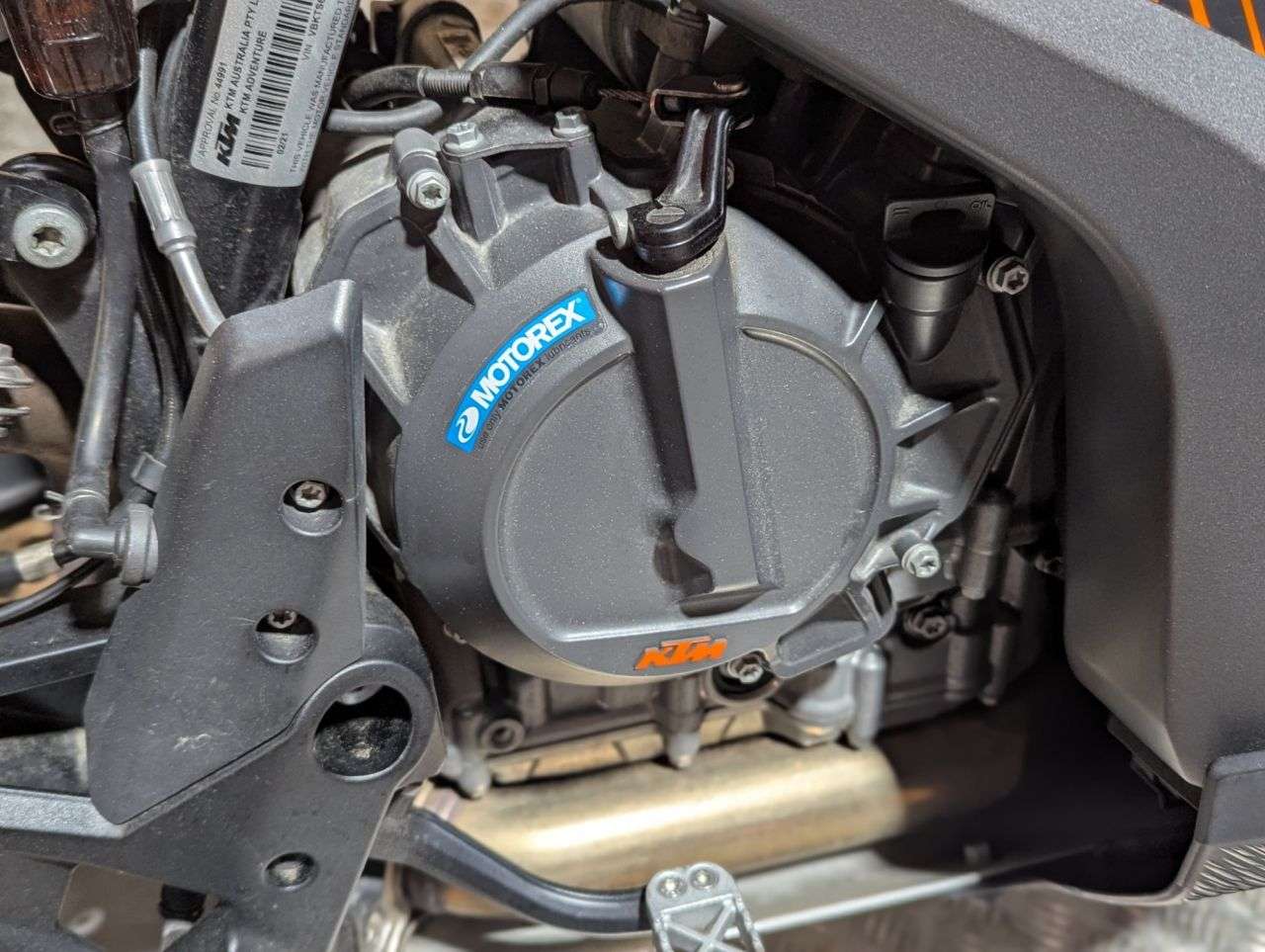 2021 KTM 890 ADVENTURE 2021 KTM 890 ADVENTURE