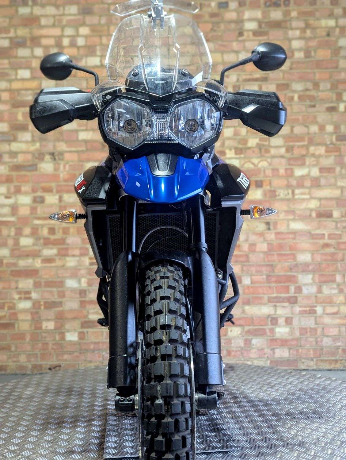 2016 TRIUMPH TIGER 800 2016 TRIUMPH TIGER 800