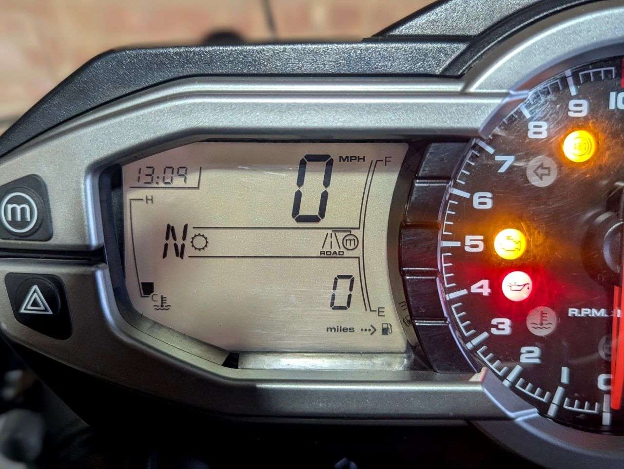 2016 TRIUMPH TIGER 800 2016 TRIUMPH TIGER 800