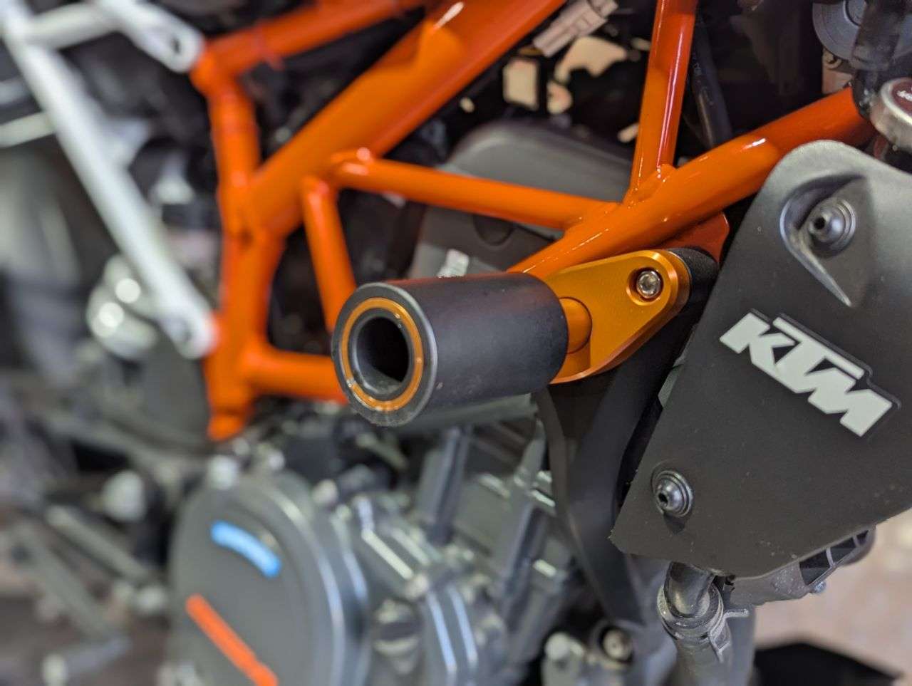 2019 KTM 390 DUKE 2019 KTM 390 DUKE