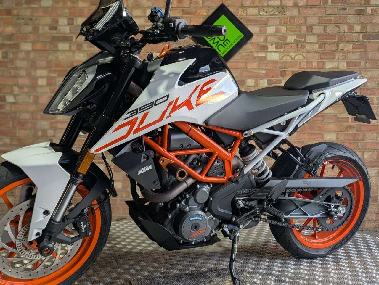 2019 KTM 390 DUKE 2019 KTM 390 DUKE