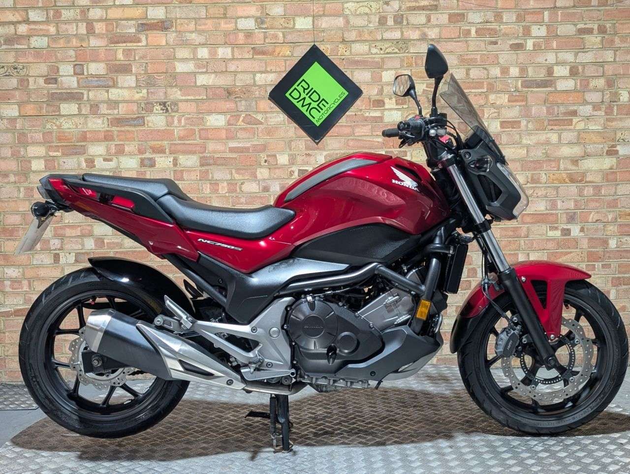 2009 HONDA NC750S 2009 HONDA NC750S