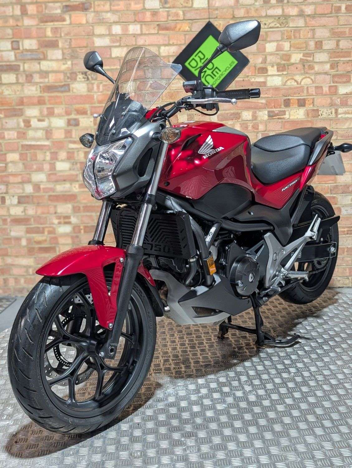 2009 HONDA NC750S 2009 HONDA NC750S