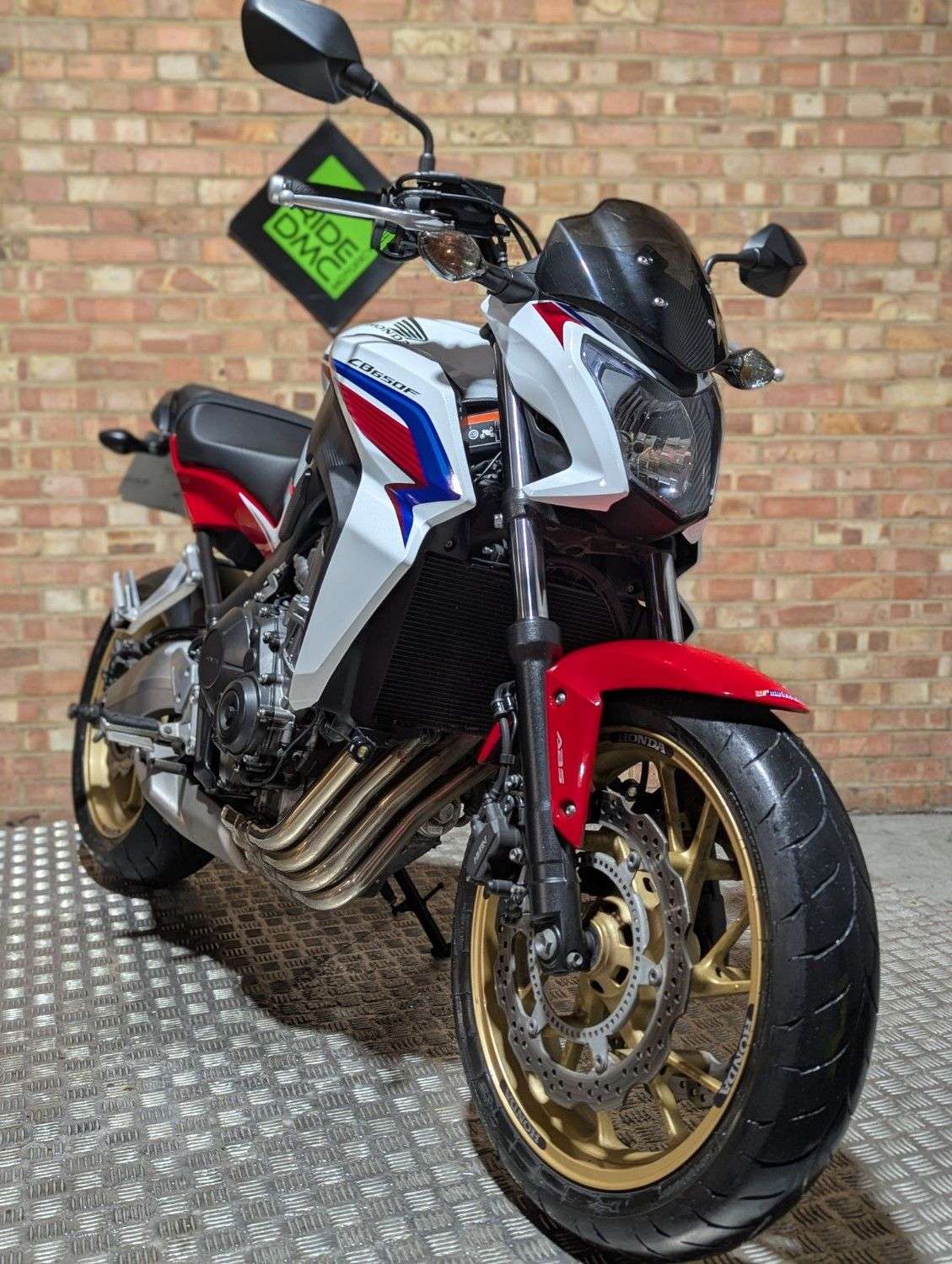 2015 HONDA CB650F 2015 HONDA CB650F