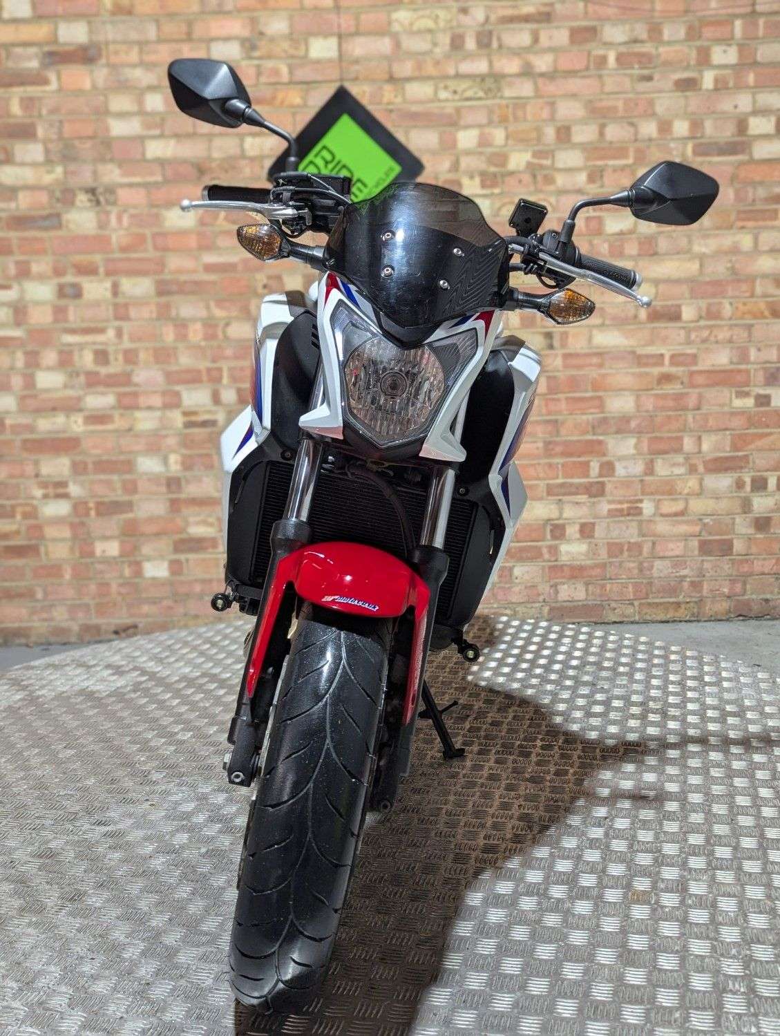 2015 HONDA CB650F 2015 HONDA CB650F