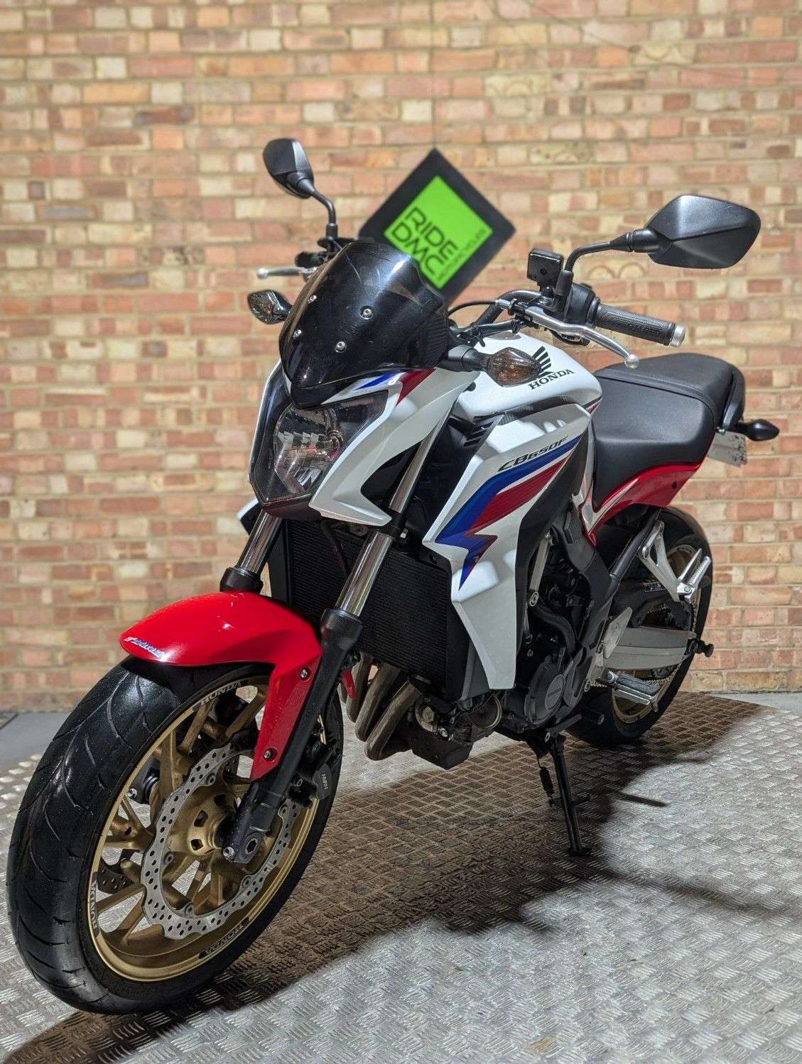 2015 HONDA CB650F 2015 HONDA CB650F