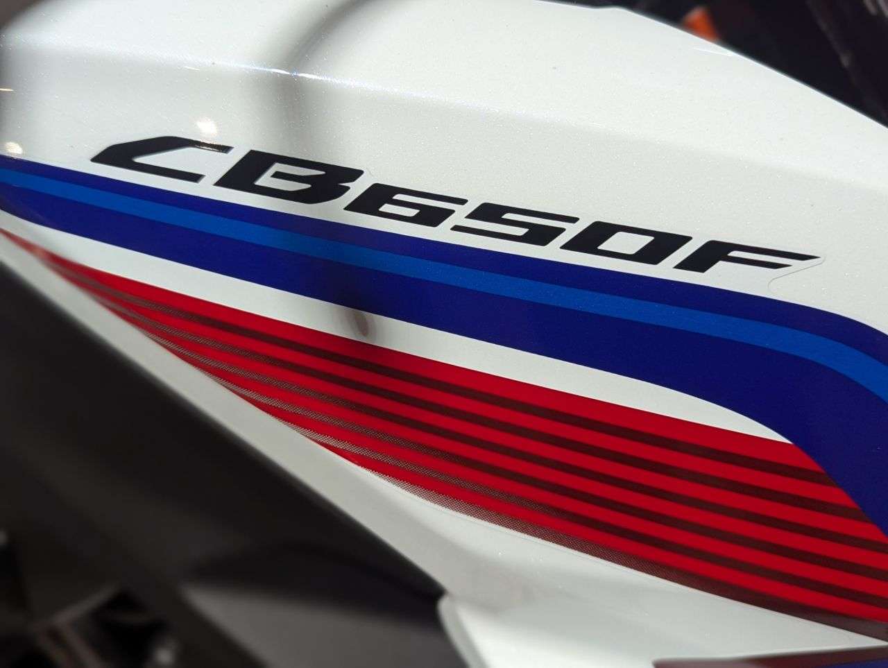 2015 HONDA CB650F 2015 HONDA CB650F