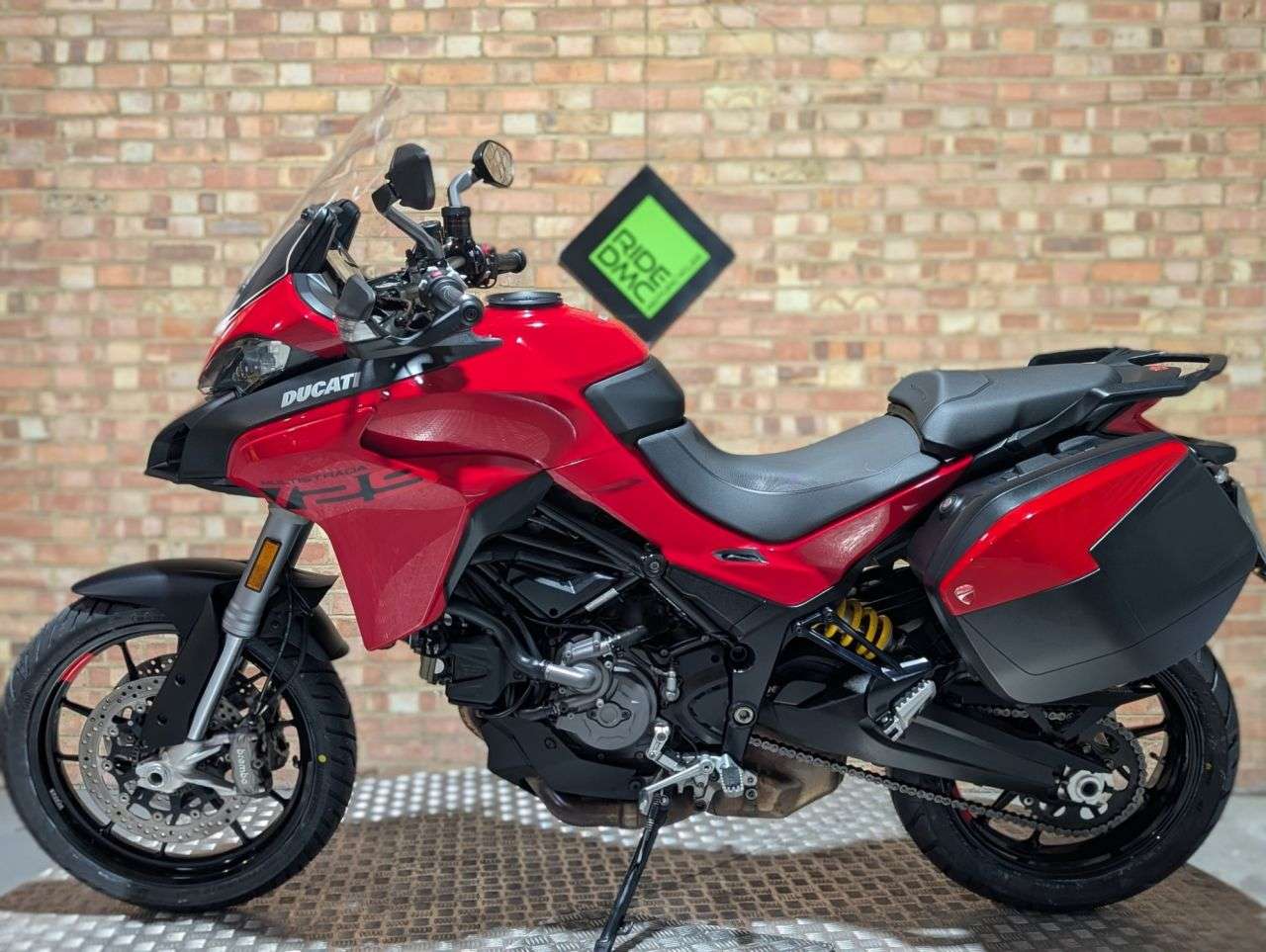 2021 DUCATI MULTISTRADA V2S 2021 DUCATI MULTISTRADA V2S