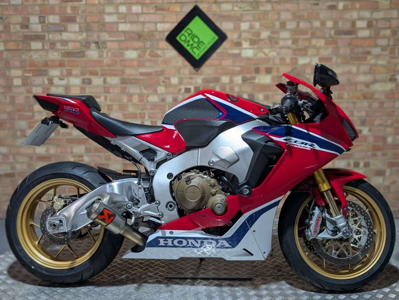 2017 HONDA CBR1000RR FIREBLADE SP 2017 HONDA CBR1000RR FIREBLADE SP