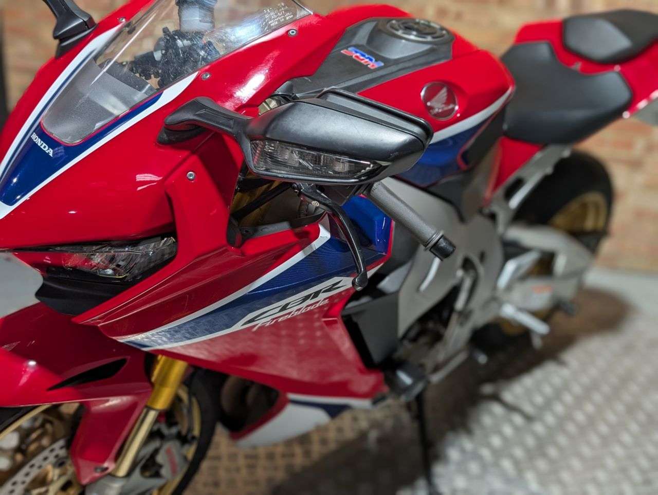 2017 HONDA CBR1000RR FIREBLADE SP 2017 HONDA CBR1000RR FIREBLADE SP