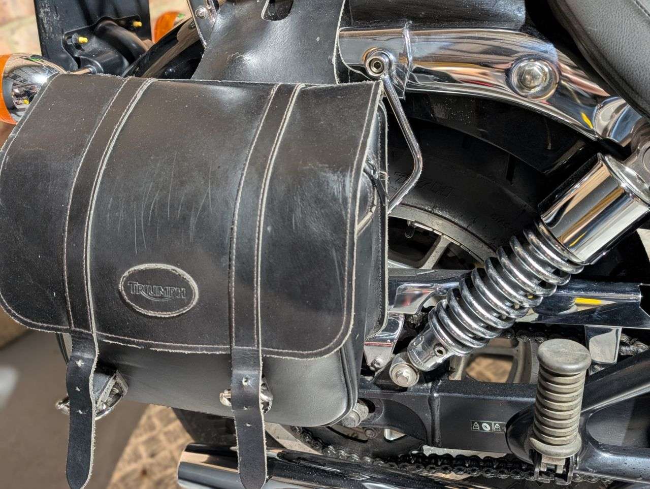 2009 TRIUMPH BONNEVILLE AMERICA 865 2009 TRIUMPH BONNEVILLE AMERICA 865