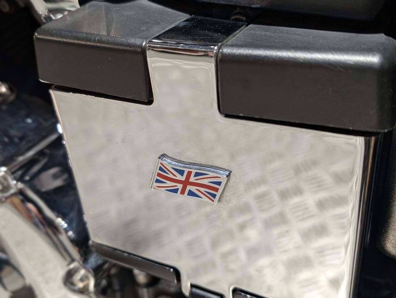 2009 TRIUMPH BONNEVILLE AMERICA 865 2009 TRIUMPH BONNEVILLE AMERICA 865