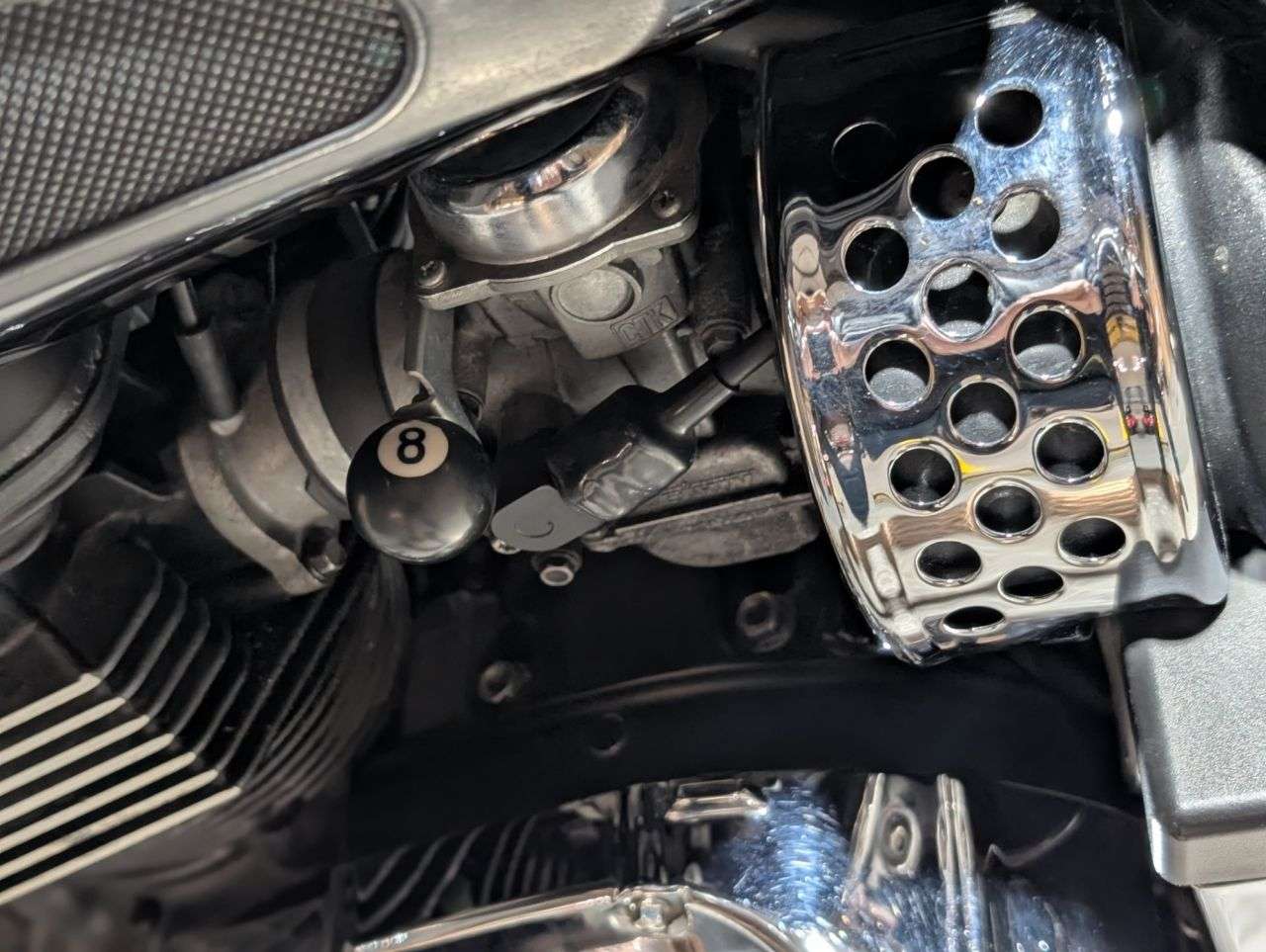 2009 TRIUMPH BONNEVILLE AMERICA 865 2009 TRIUMPH BONNEVILLE AMERICA 865