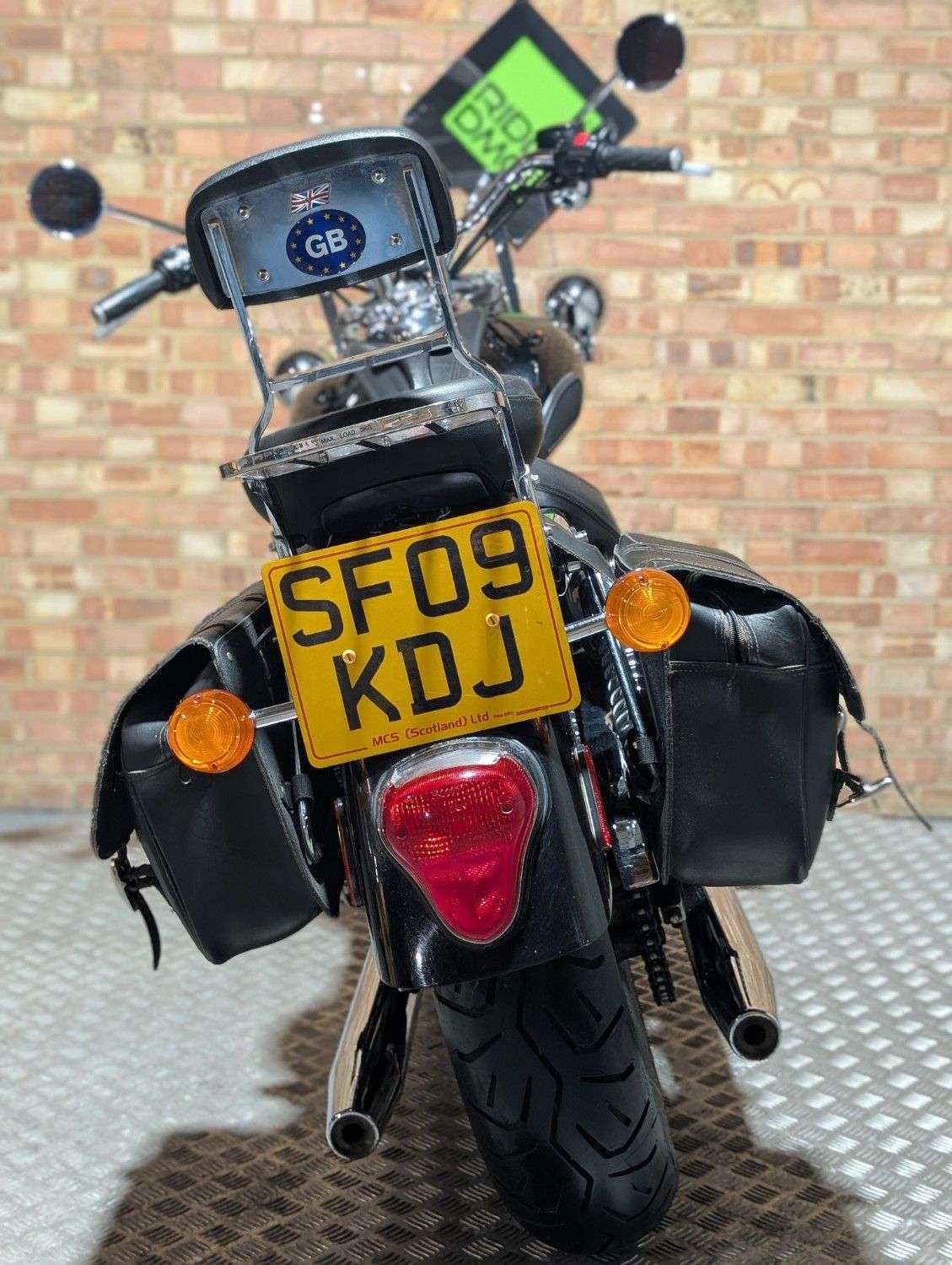 2009 TRIUMPH BONNEVILLE AMERICA 865 2009 TRIUMPH BONNEVILLE AMERICA 865