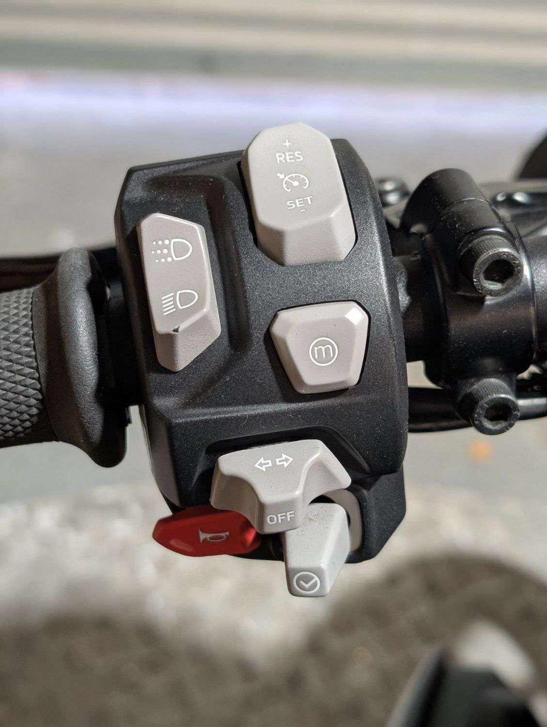 2018 TRIUMPH SPEED TRIPLE RS 1050 2018 TRIUMPH SPEED TRIPLE RS 1050