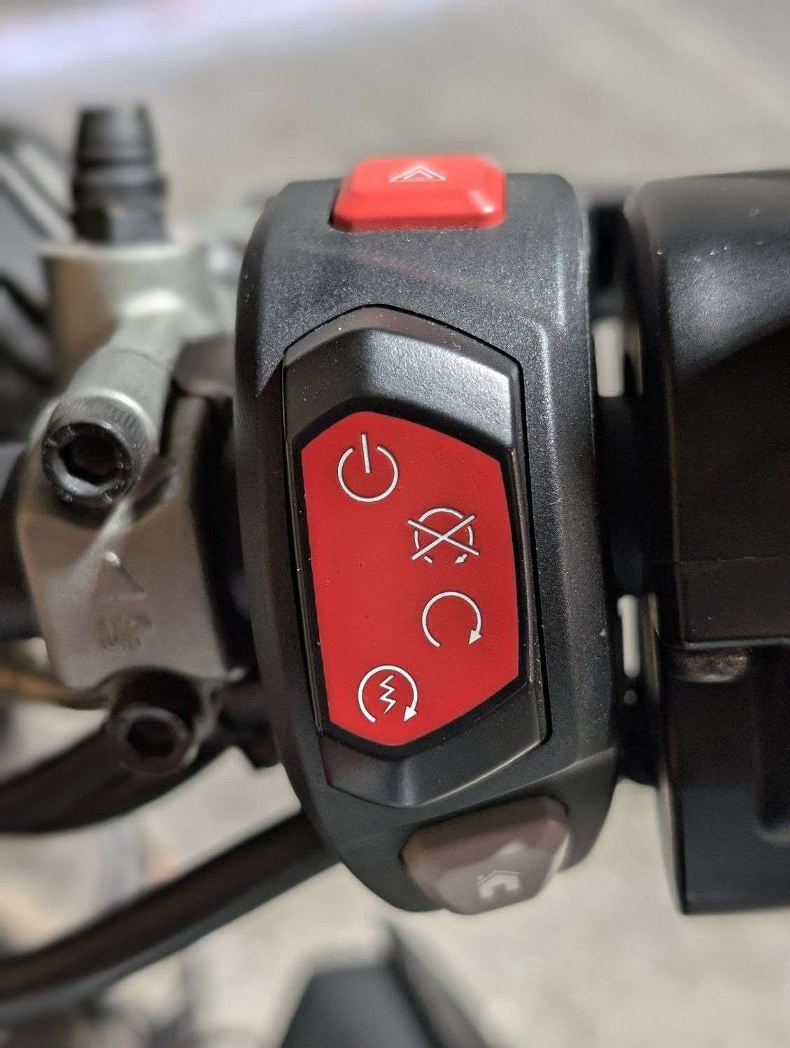 2018 TRIUMPH SPEED TRIPLE RS 1050 2018 TRIUMPH SPEED TRIPLE RS 1050