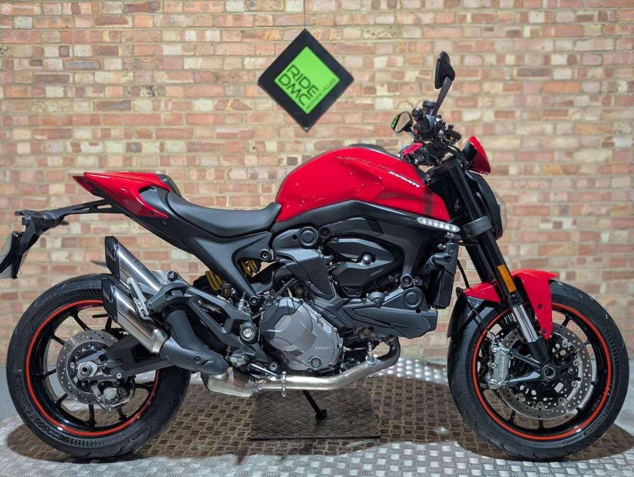 2021 DUCATI MONSTER 937 2021 DUCATI MONSTER 937