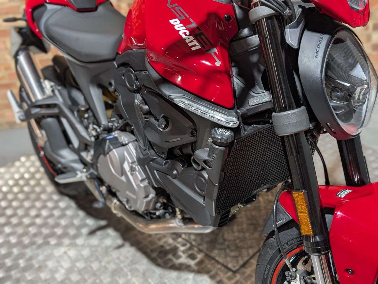 2021 DUCATI MONSTER 937 2021 DUCATI MONSTER 937