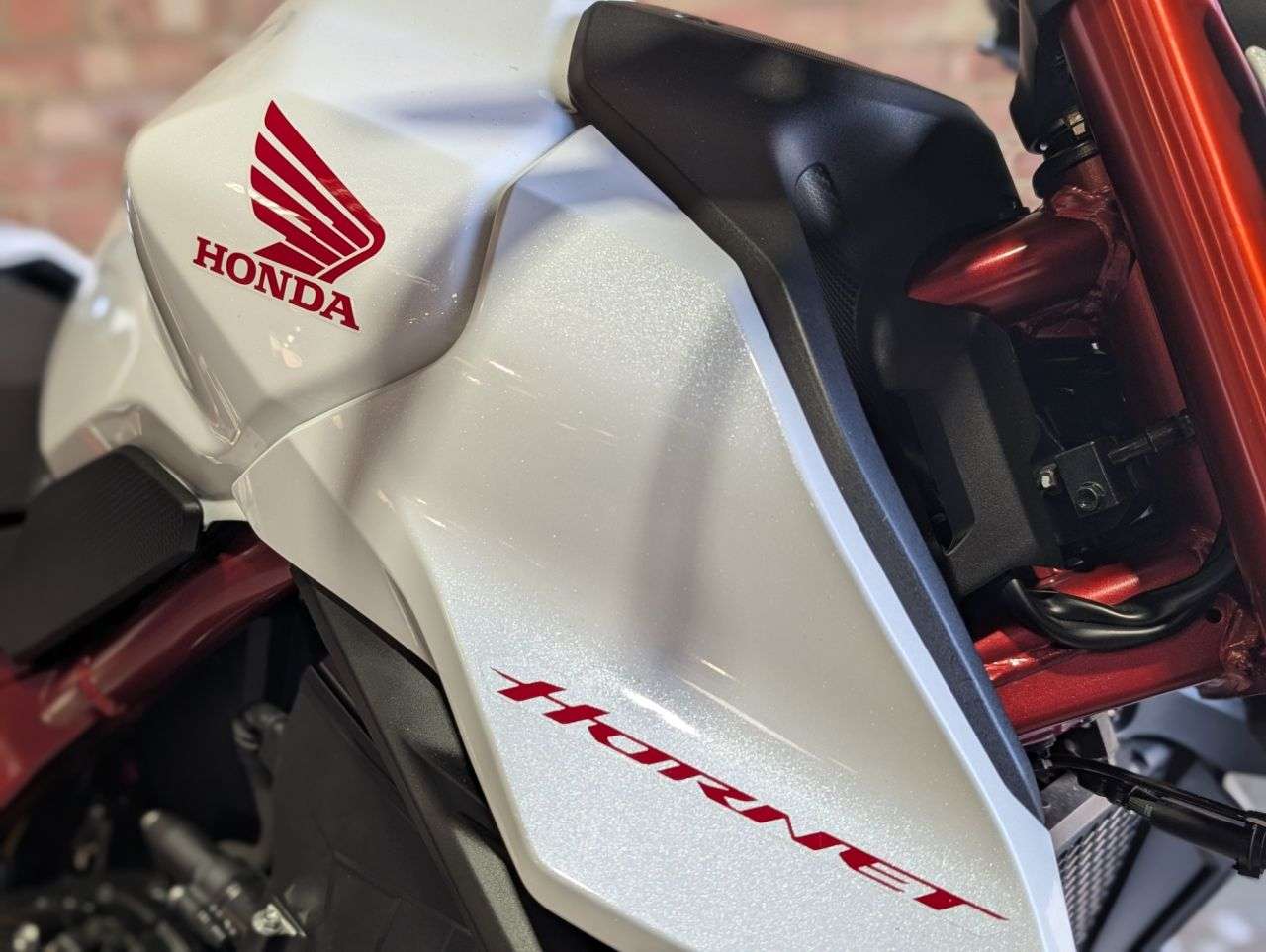 2025 HONDA CB750 HORNET 2025 HONDA CB750 HORNET