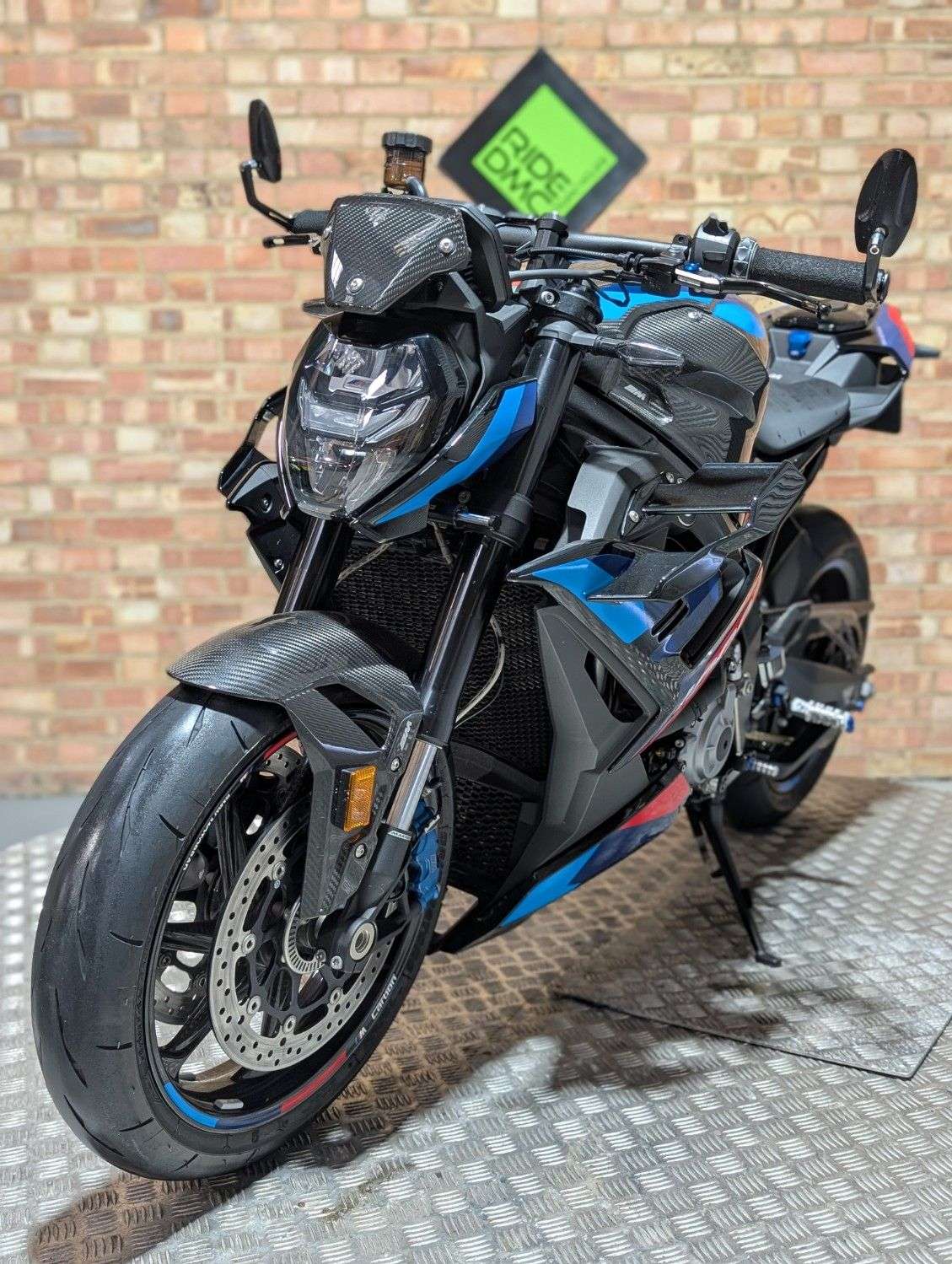 2024 BMW M1000R 2024 BMW M1000R