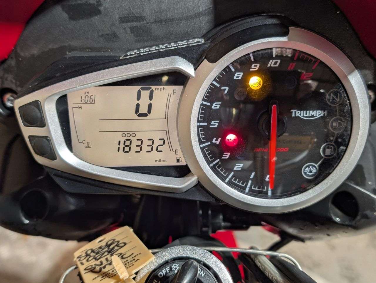 2015 TRIUMPH SPEED TRIPLE 1050 2015 TRIUMPH SPEED TRIPLE 1050