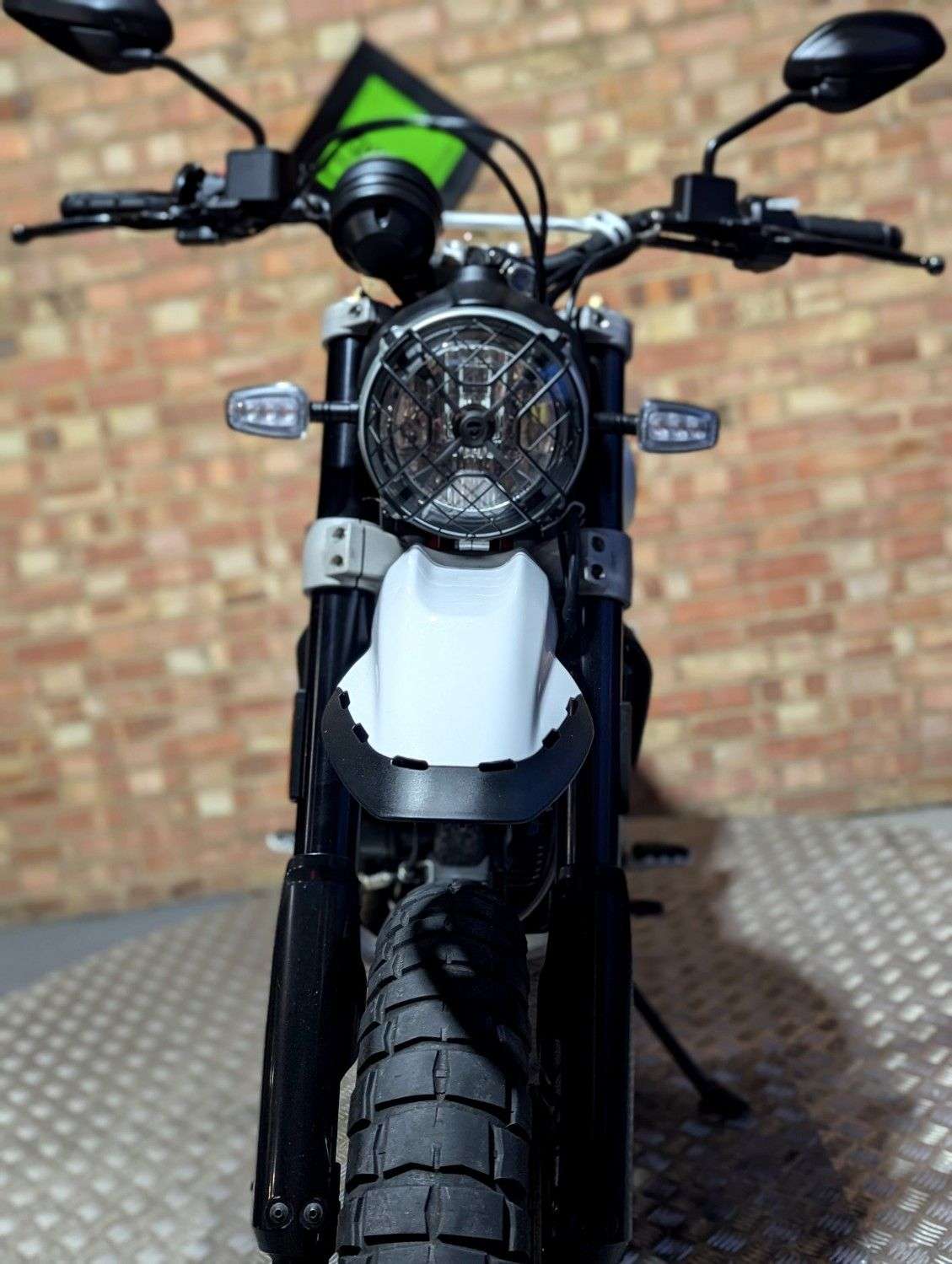 2018 DUCATI SCRAMBLER DESERT SLED 2018 DUCATI SCRAMBLER DESERT SLED