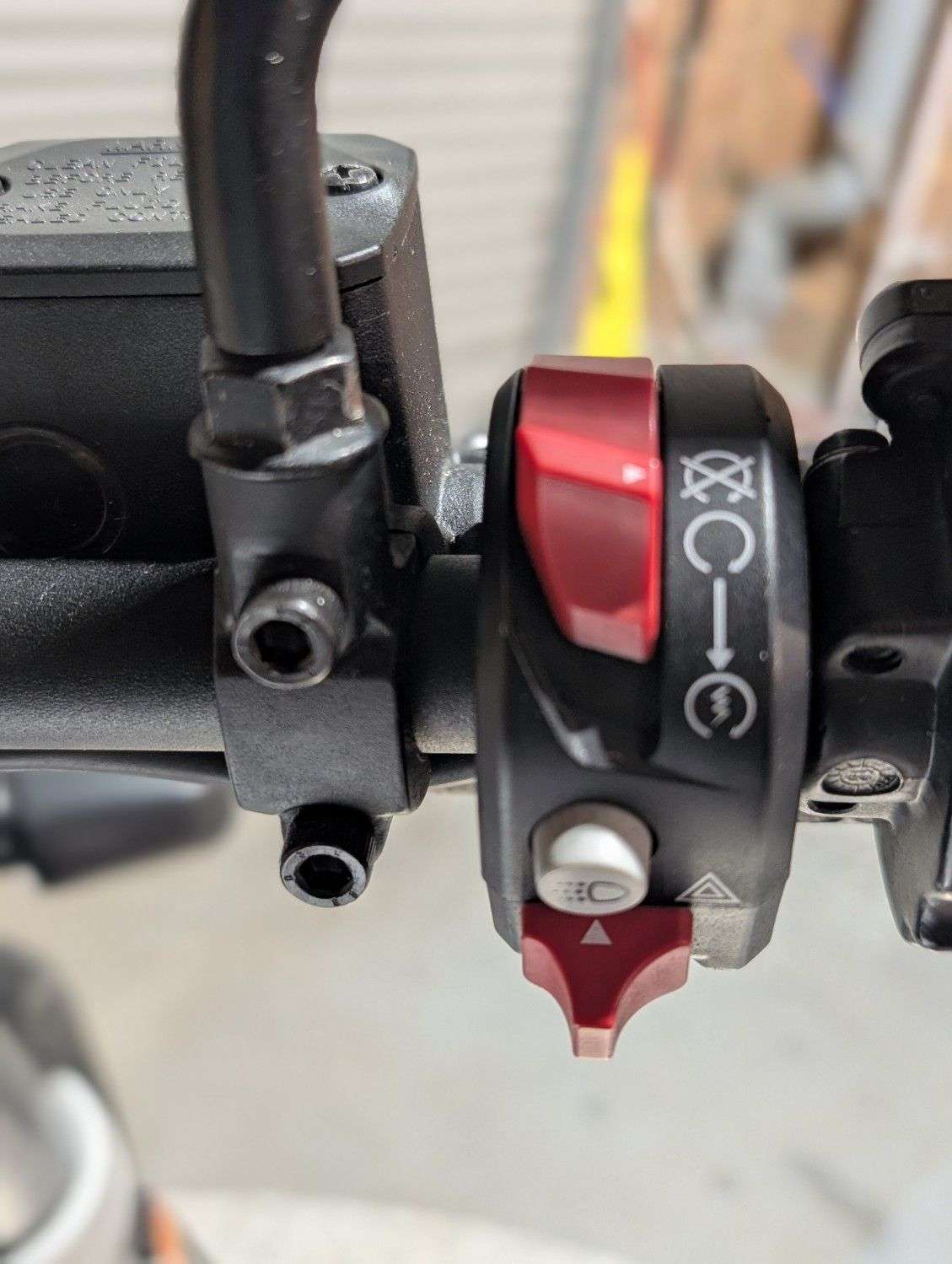 2018 DUCATI SCRAMBLER DESERT SLED 2018 DUCATI SCRAMBLER DESERT SLED