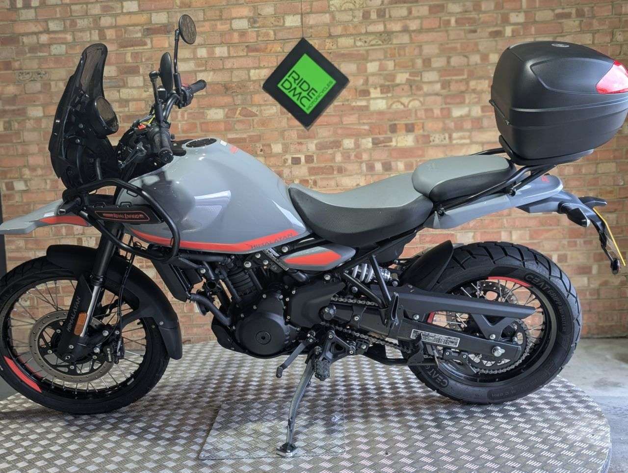 2024 ROYAL ENFIELD HIMALAYAN 450 2024 ROYAL ENFIELD HIMALAYAN 450