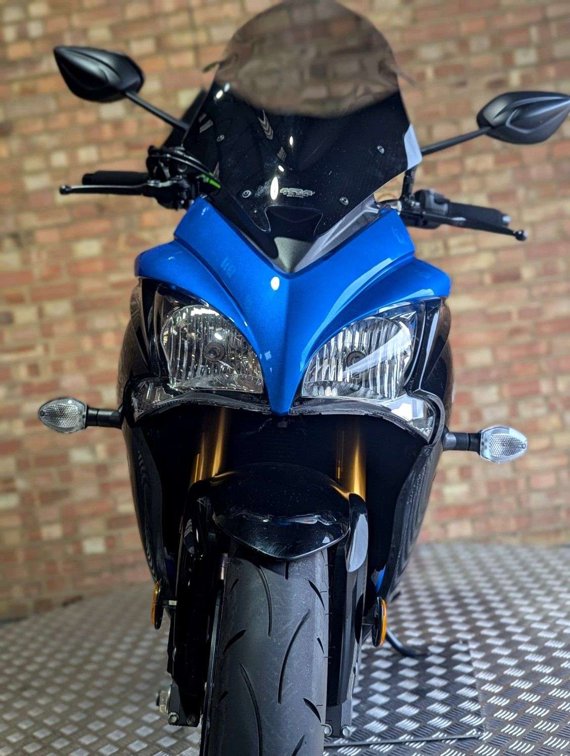 2017 SUZUKI GSX-S1000F 2017 SUZUKI GSX-S1000F