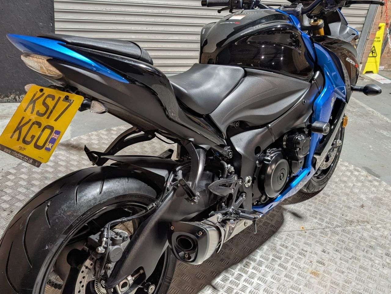 2017 SUZUKI GSX-S1000F 2017 SUZUKI GSX-S1000F