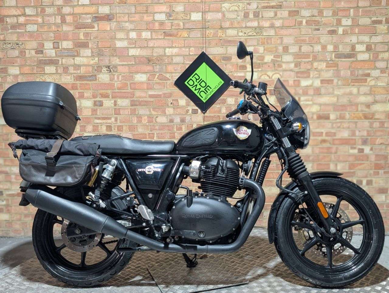A 2023 ROYAL ENFIELD INTERCEPTOR 650 TWIN DARK - LOW MILEAGE - EXTRAS - LOVELY BIKE. LUGGAGE - COMFORT SEAT - SC A 2023 ROYAL ENFIELD INTERCEPTOR 650 TWIN DARK - LOW MILEAGE - EXTRAS - LOVELY BIKE. LUGGAGE - COMFORT SEAT - SC